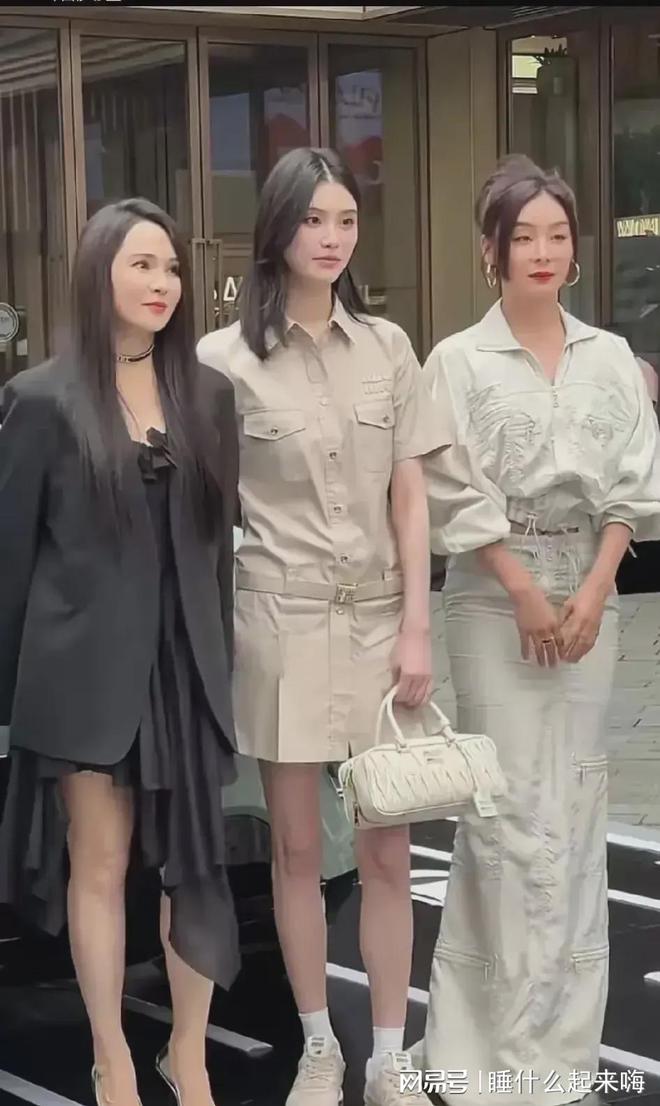 无滤镜大变样虞书欣似胖头鱼任达华太秃然金喜善行走的铜像(图33)