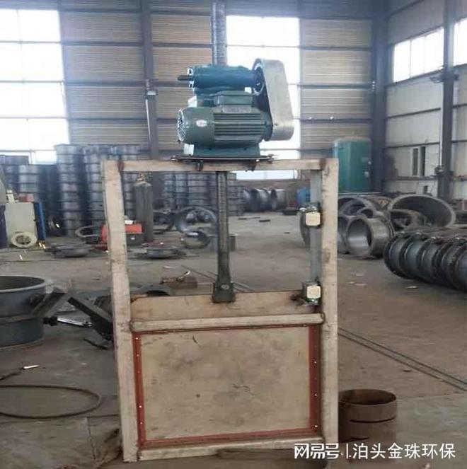电动插板阀是一种闸板与阀座始终紧密接触密封的阀门