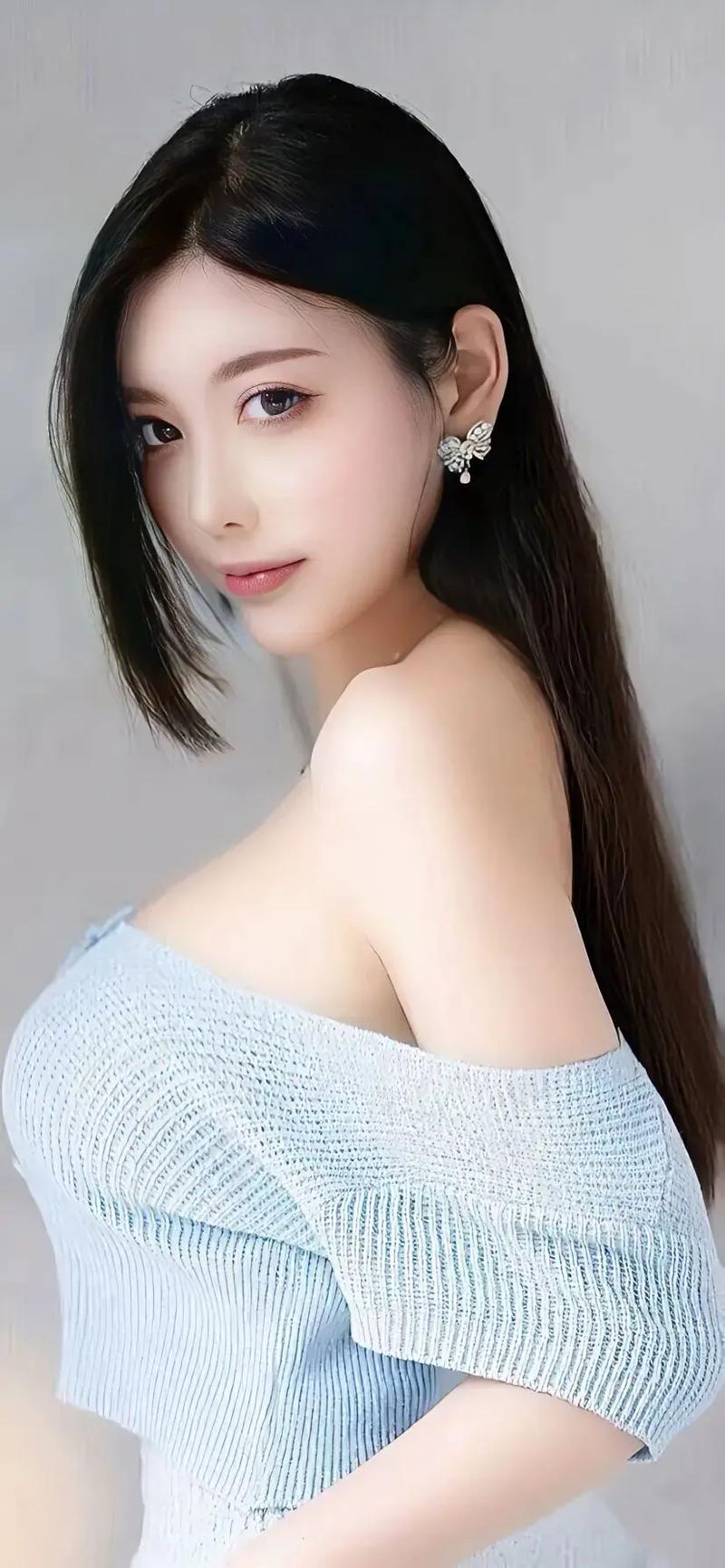隔壁的女孩V