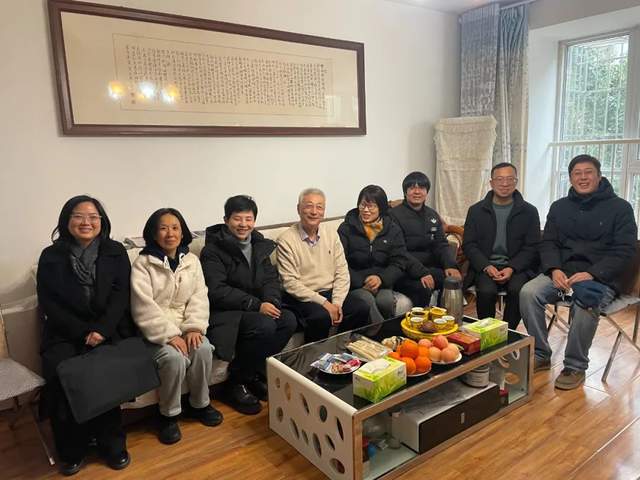 九三学社洛阳市委会开展走访慰问老社员活动