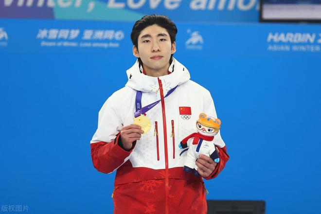 1金1银1铜！林孝埈亚冬会收官成就全满贯韩国队压倒性优势(图1)