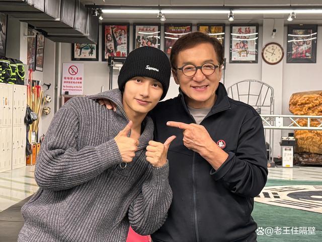 成龙、张子枫、梁家辉、文俊辉新电影杀青(图7)