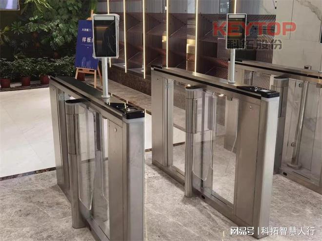 台湾新北人脸识别门禁厂家、人行通道摆闸翼闸三辊闸系统(图3)