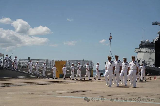 菲律宾海军举行最强护卫舰“米古尔·马尔瓦尔”号欢迎仪式(图3)