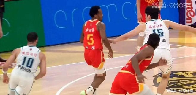 随着争五大战广厦5分险胜青岛CBA四强全部诞生半决赛对阵出炉(图1)