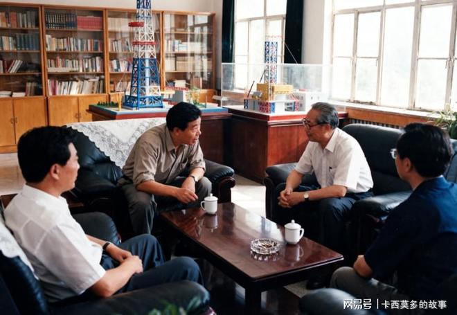 98年工厂技术员被设计院借调4年厂长开会质问：人什么时候还？(图4)