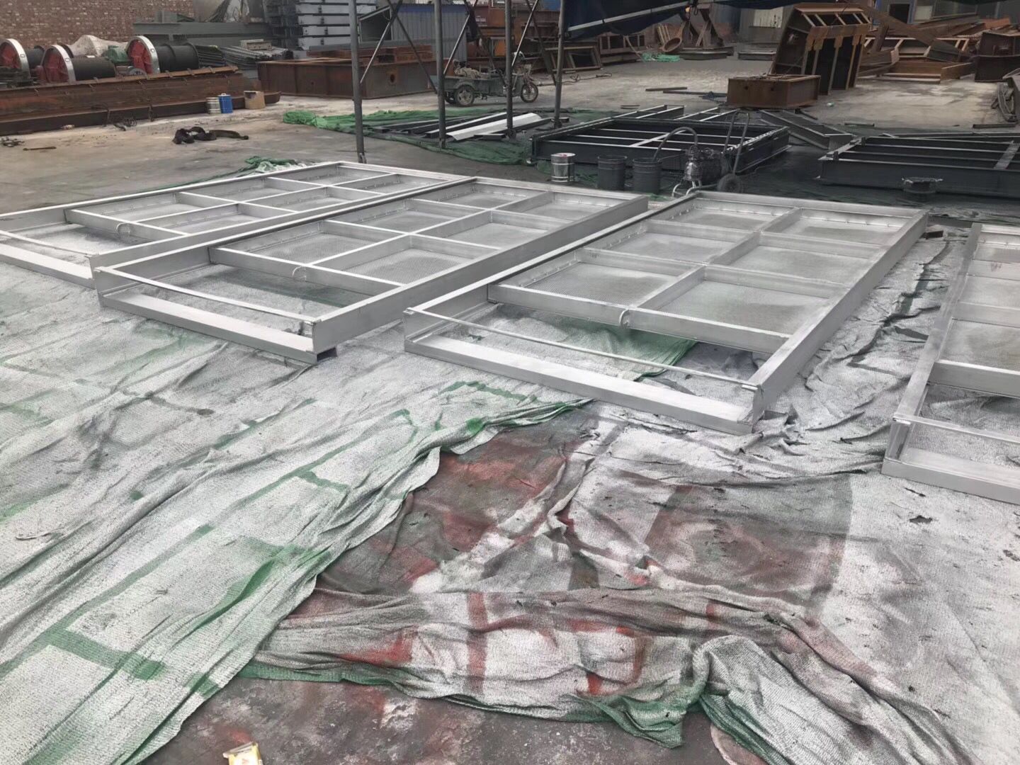 沈阳机门一体闸门价格厂家2024全+境+闪+运保时效(图4)